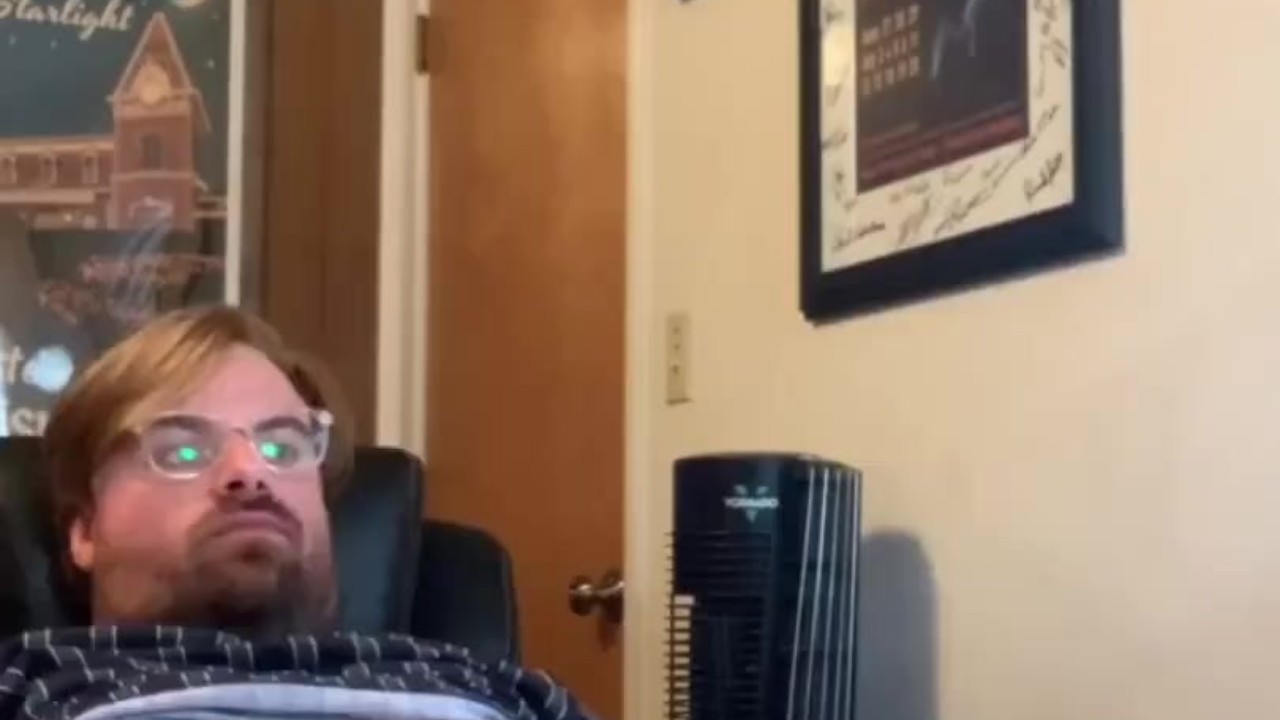 Blond Cub Masturbates to Gay Porn