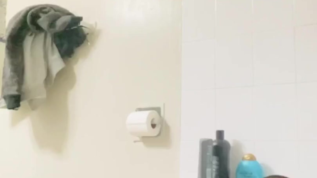 Gay Couple Enjoys Bathtub Sex
