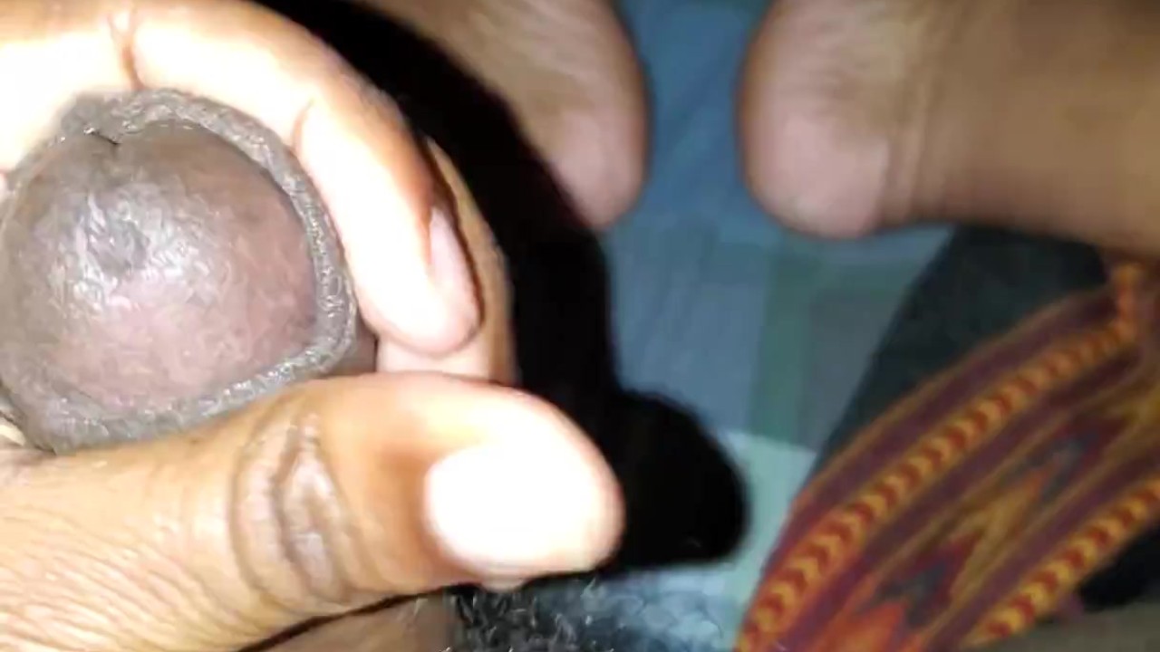 Horny Guy Busts Nut in Intense Solo