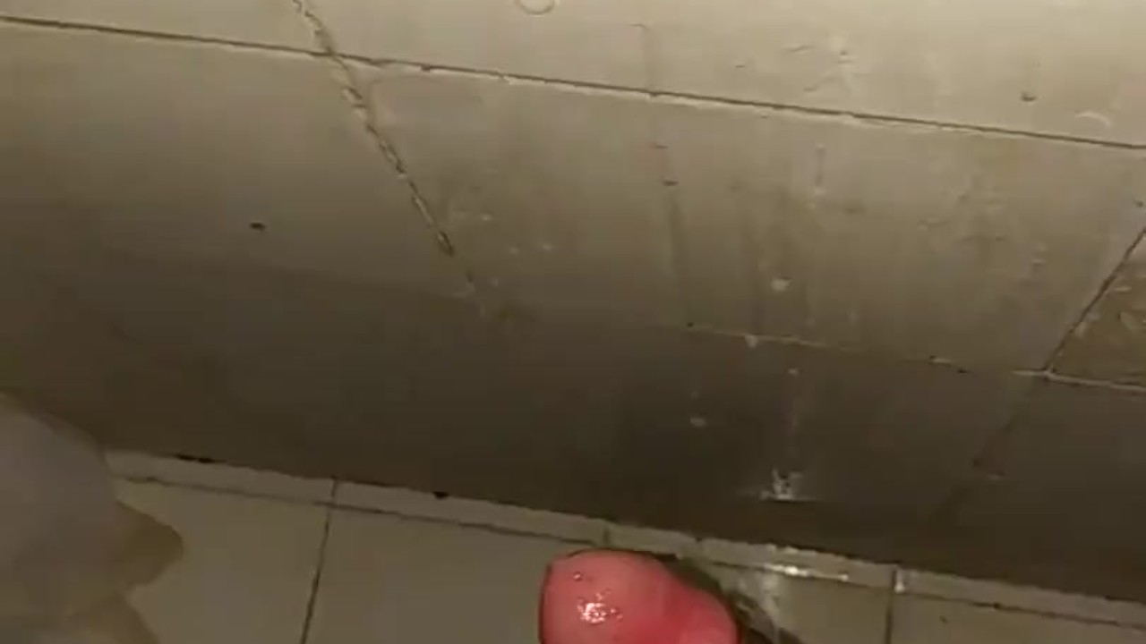 Guy Masturbates to Orgasm
