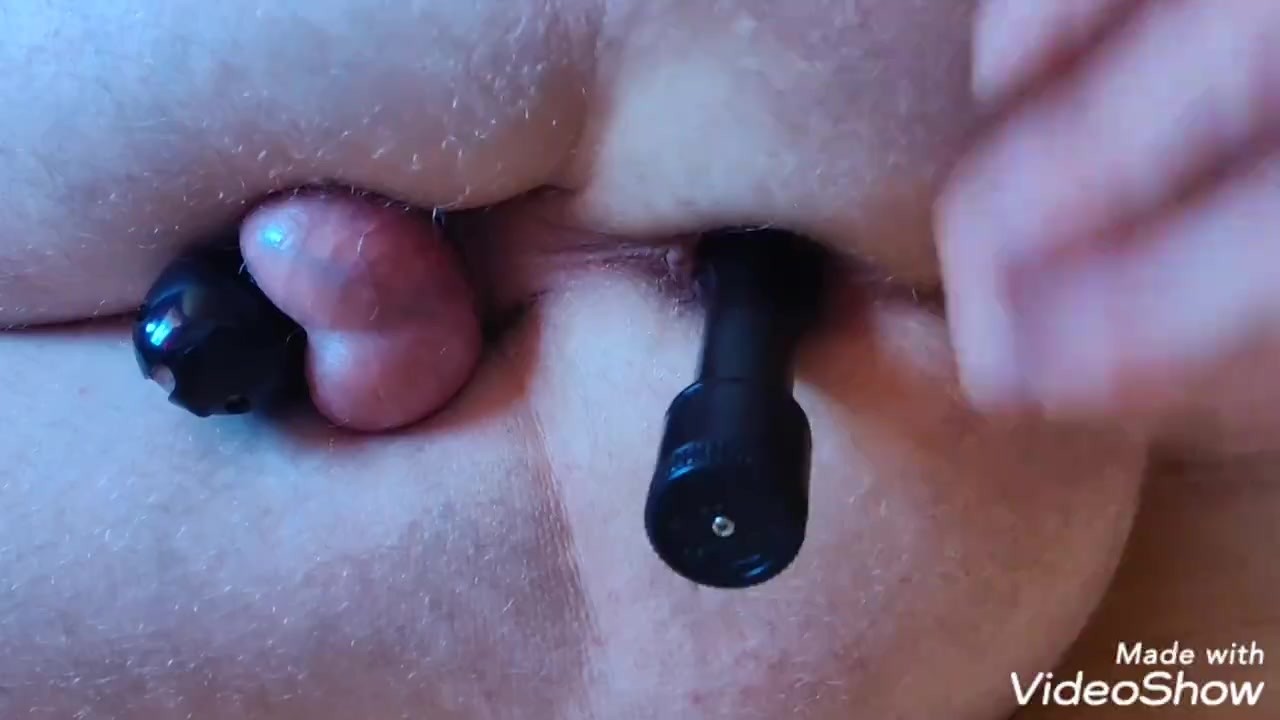 Guy Gets Prostate Milking and Cumshot