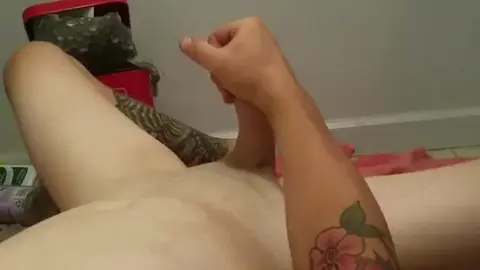 Guy Cums Before Showering Alone