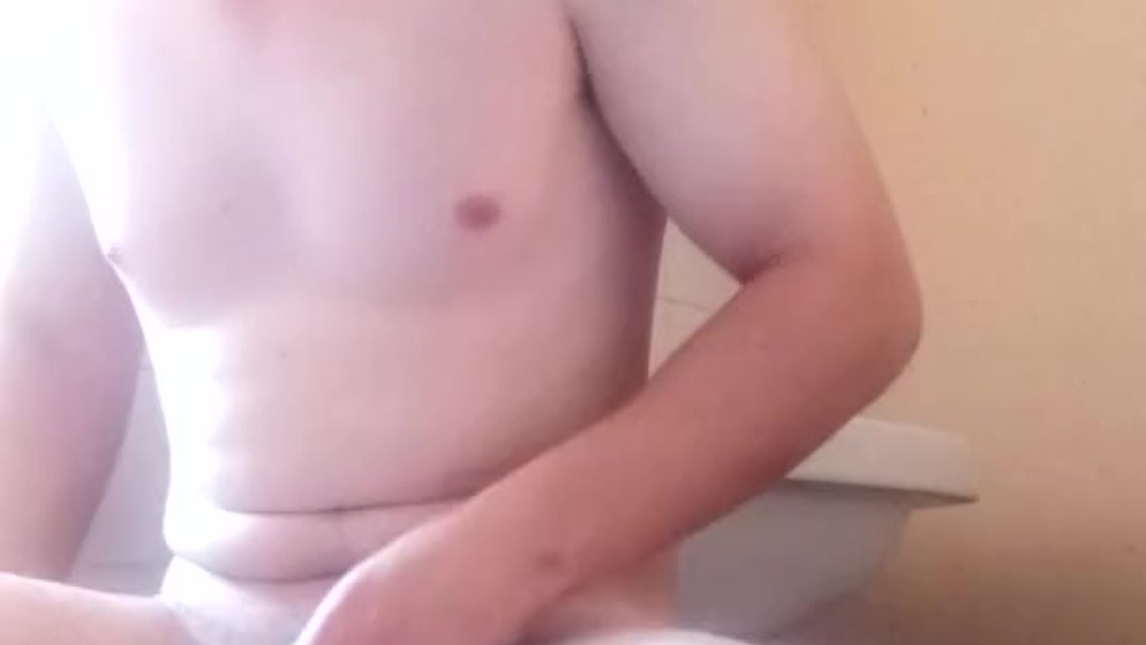 Naked Guy Teases Cock, Shows Ass in Bathtub
