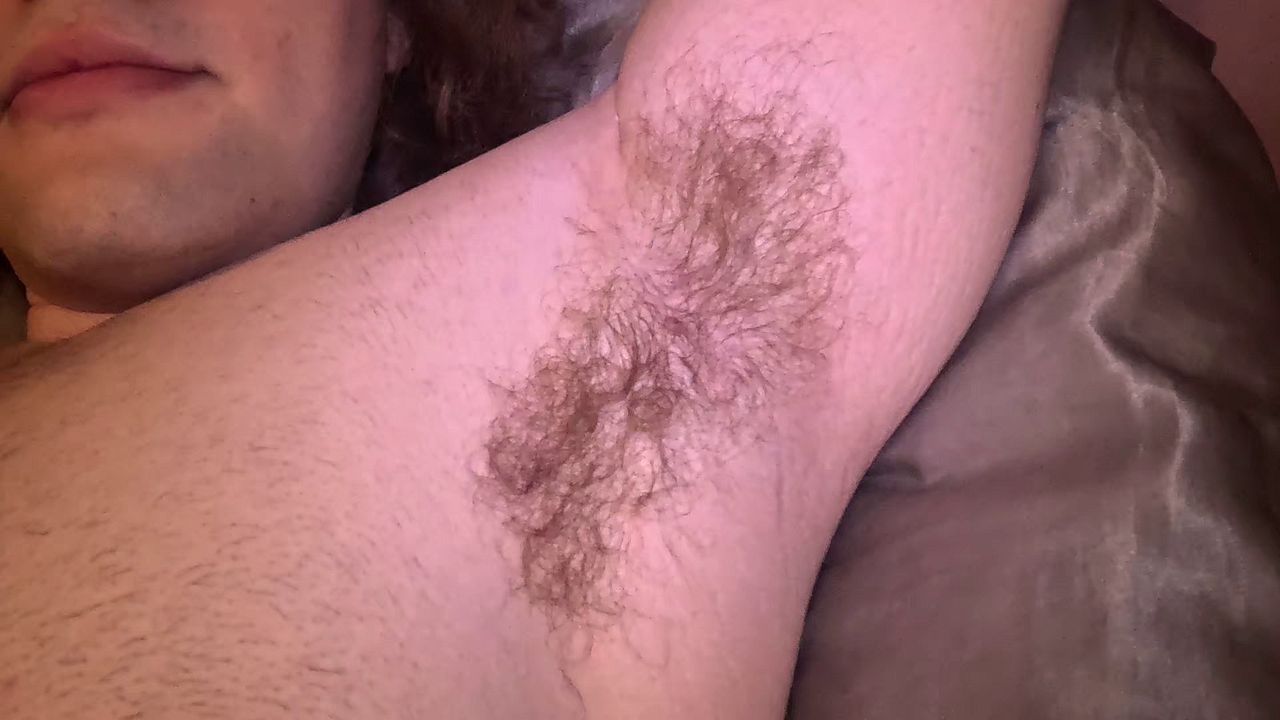 Gay Armpit Sniffing Fetish Scene