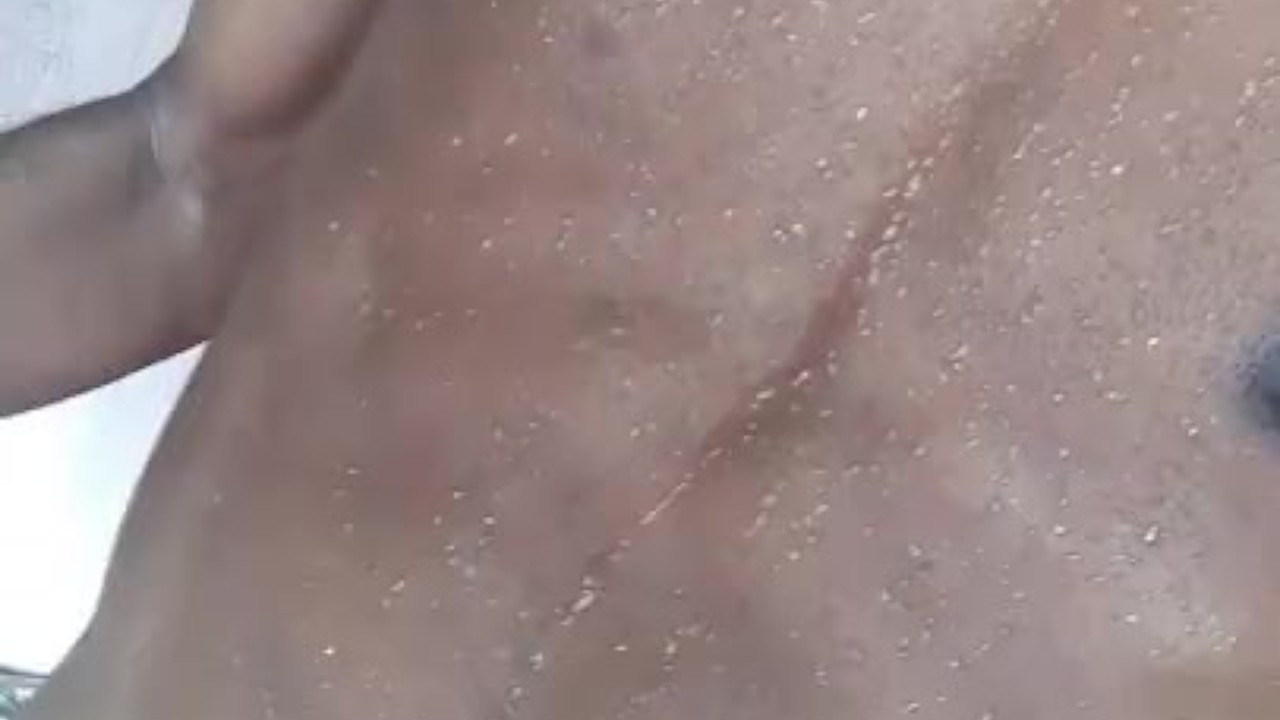 Twink Masturbates After Shower