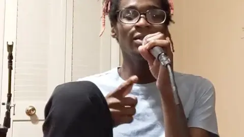 Gay Guy Sings Kehlani While Stripping