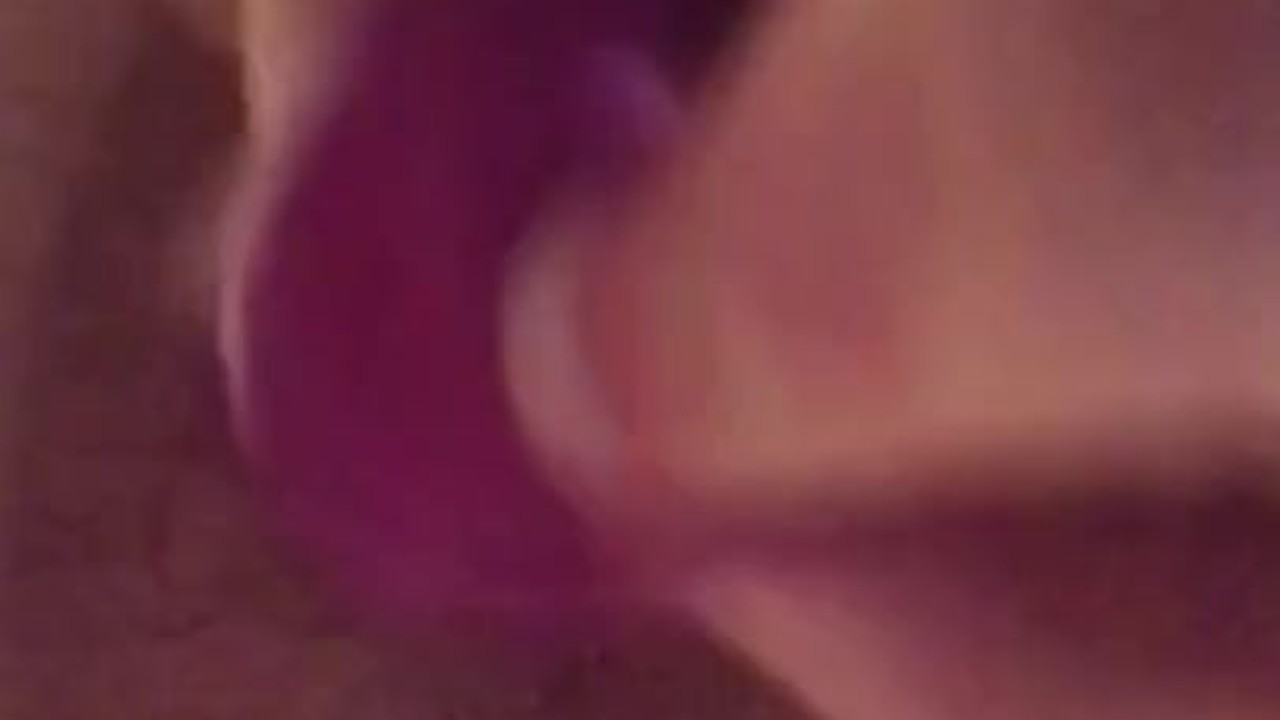 Guy Tries New Sex Toy for Solo Play