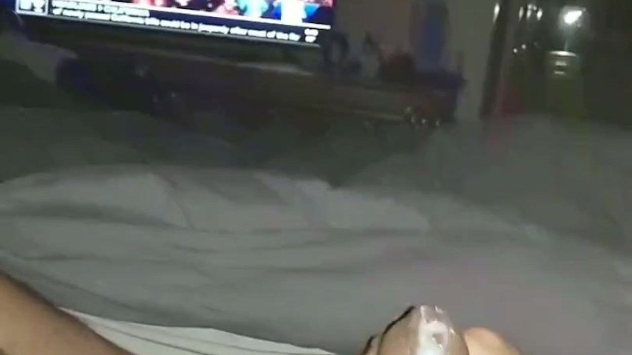 Guy Edges to Explosive Orgasmic Eruption