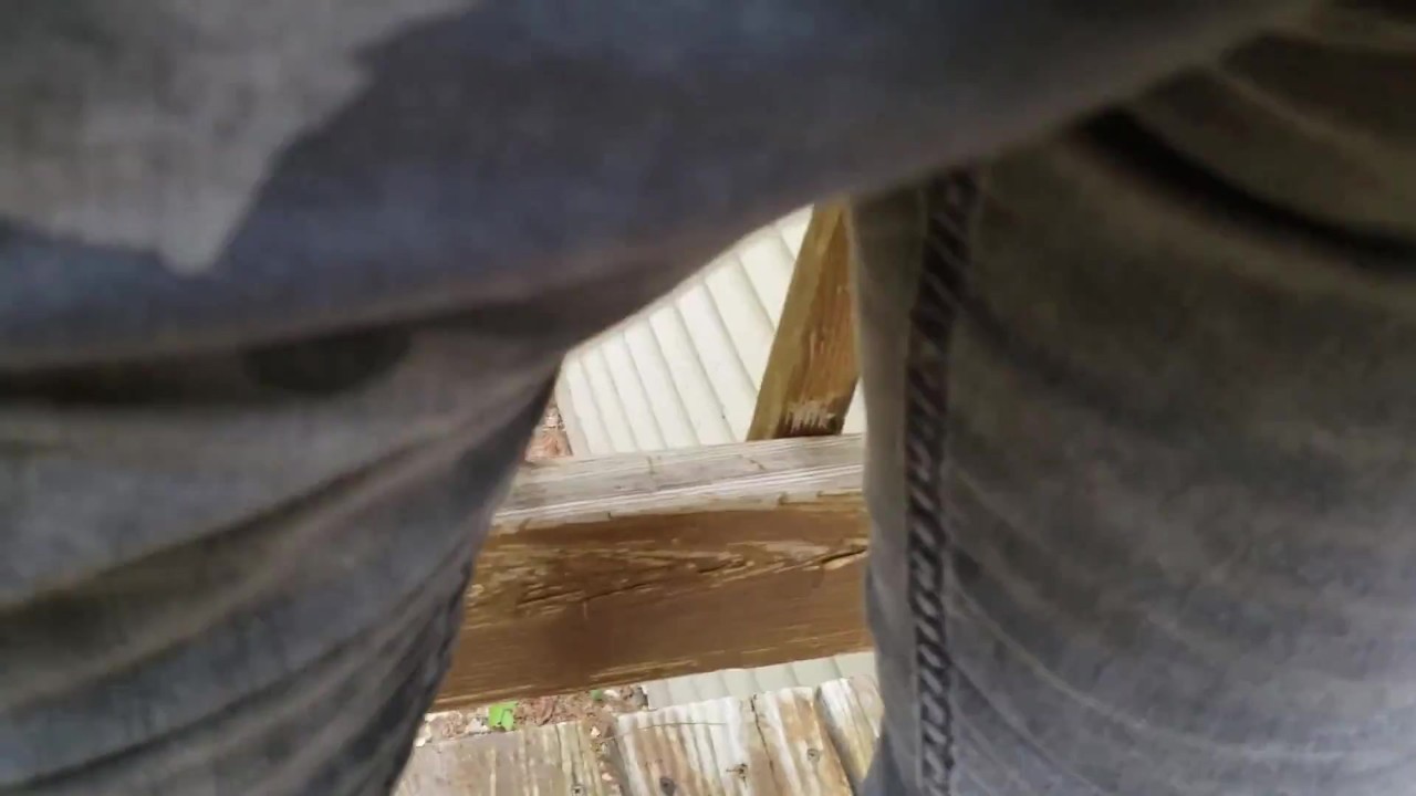 Guy Urinates in Tight Jeans