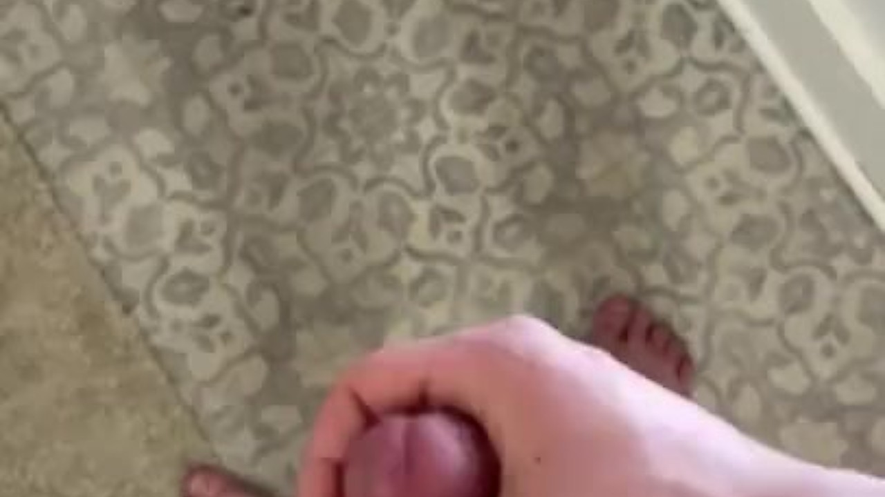 Eddie De Luca Masturbates in Bathroom Solo