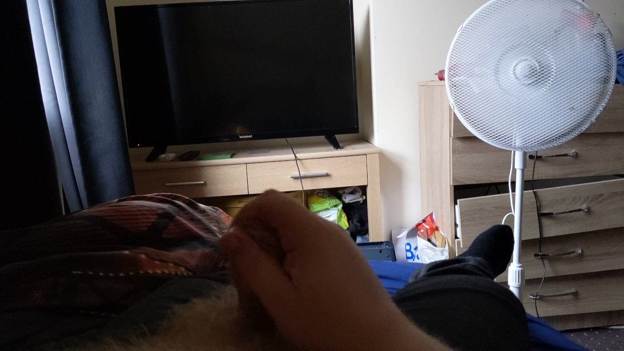 Solo Guy Masturbates at Home