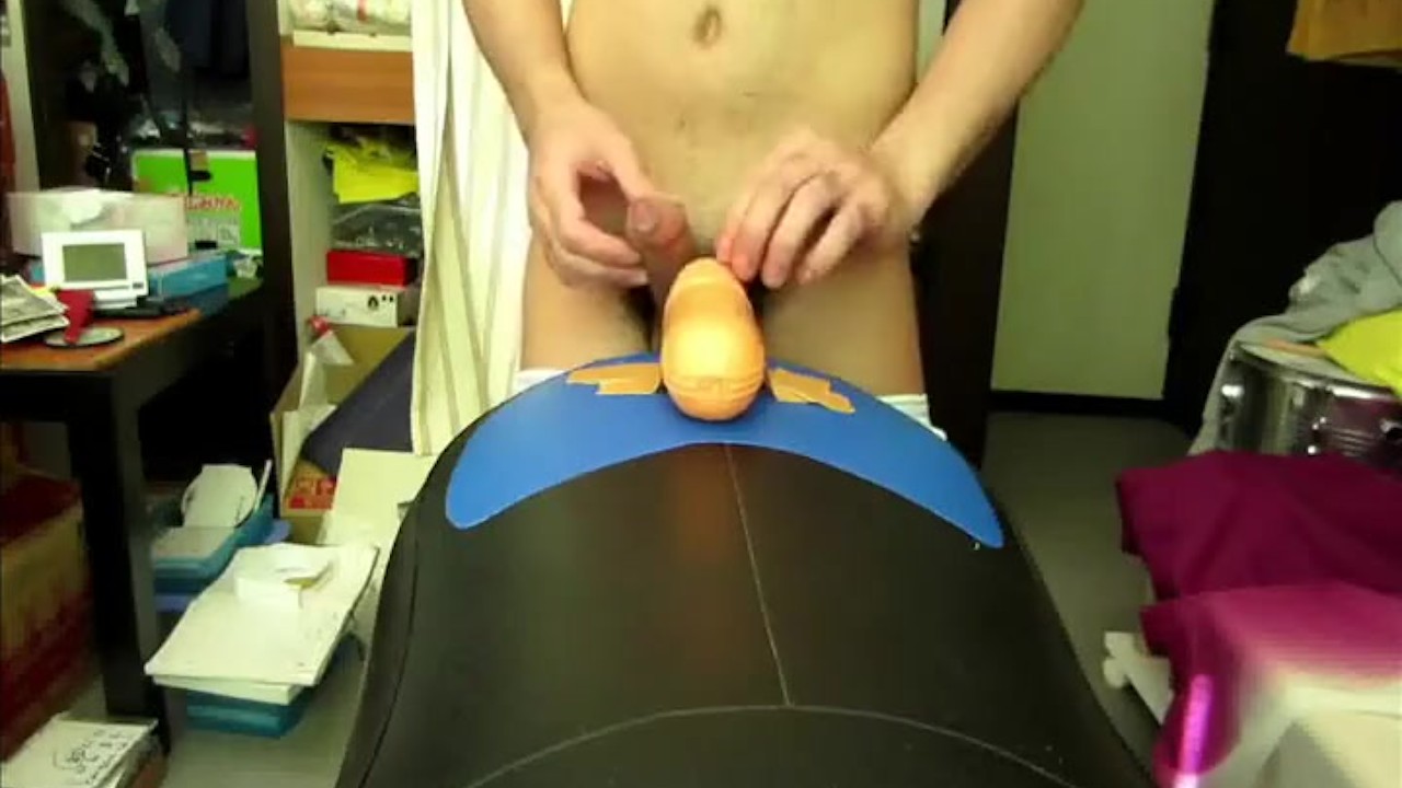 Asian Twink Rides Rodeo Machine with Premature Ejaculation