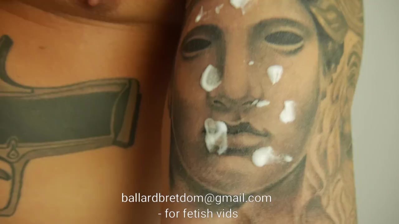Daddy Cums on His Face in Webcam Show