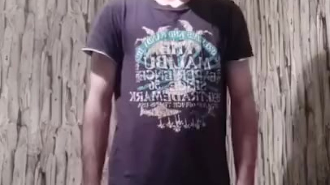 Young Twink Masturbates in Solo Session