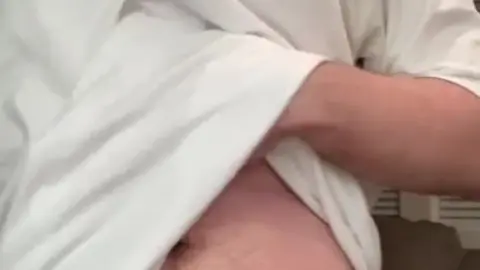 Twink Shakes His Ass in Seductive Dance
