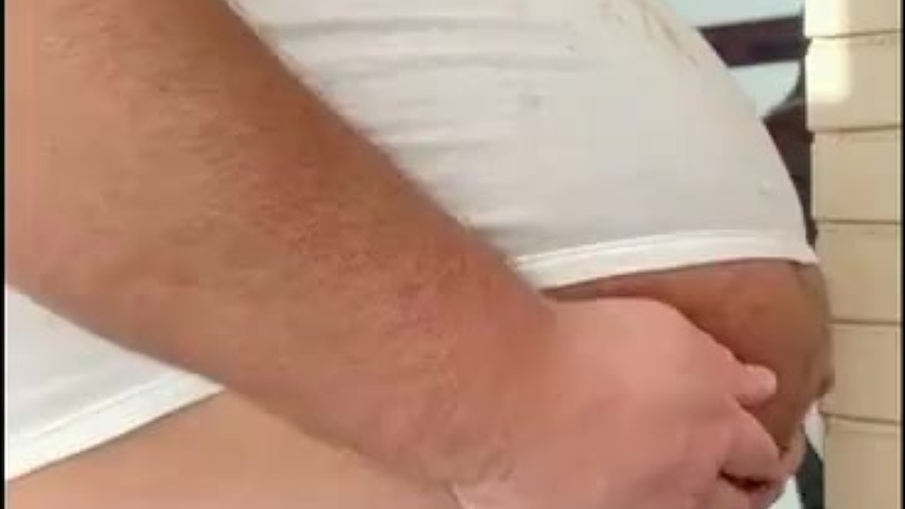 Guy Cums Hands Free with Intense Orgasm
