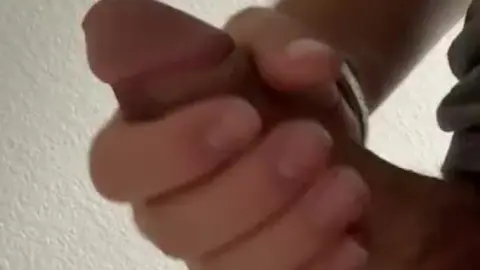 Solo Guy Jerks Off Quickly