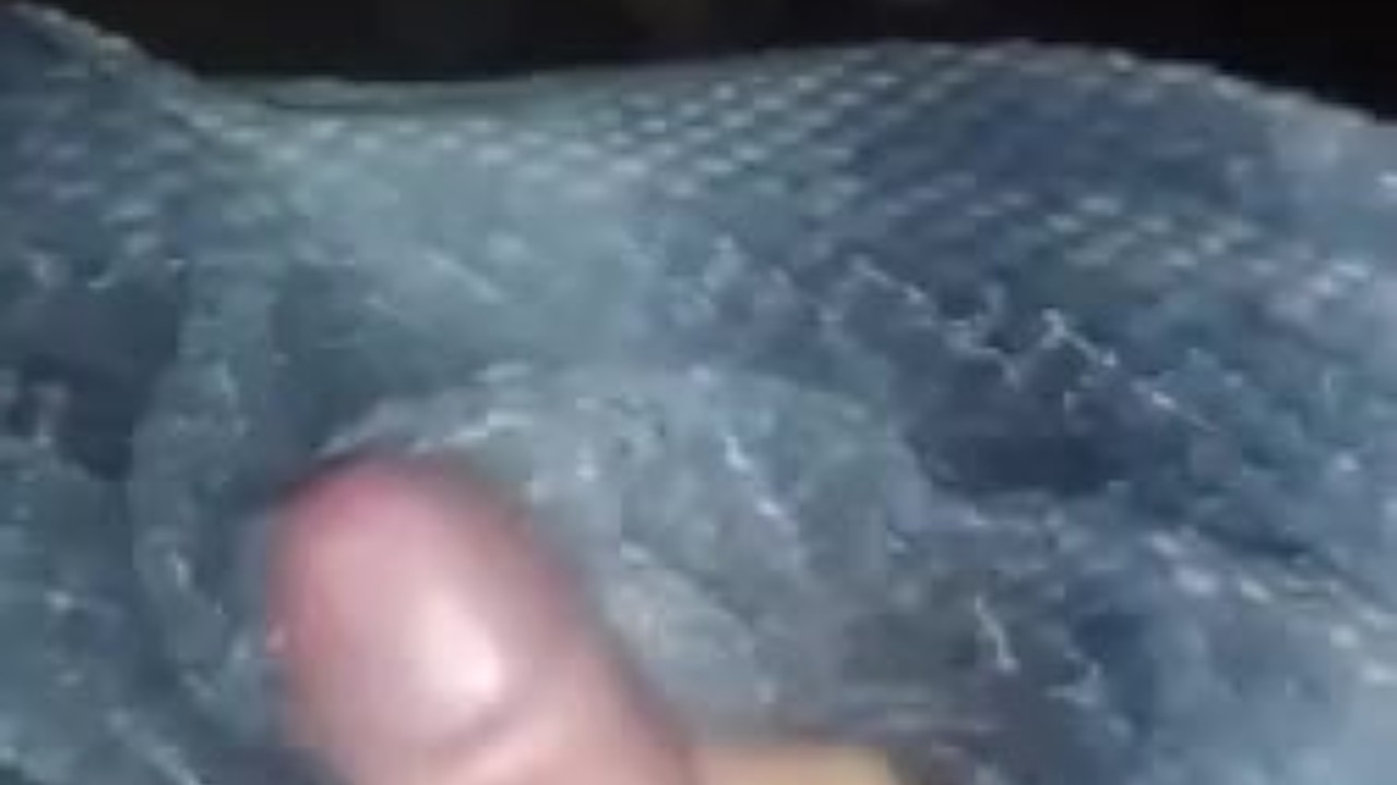 Gay Oral Sex: Young Twink Sucks Cock