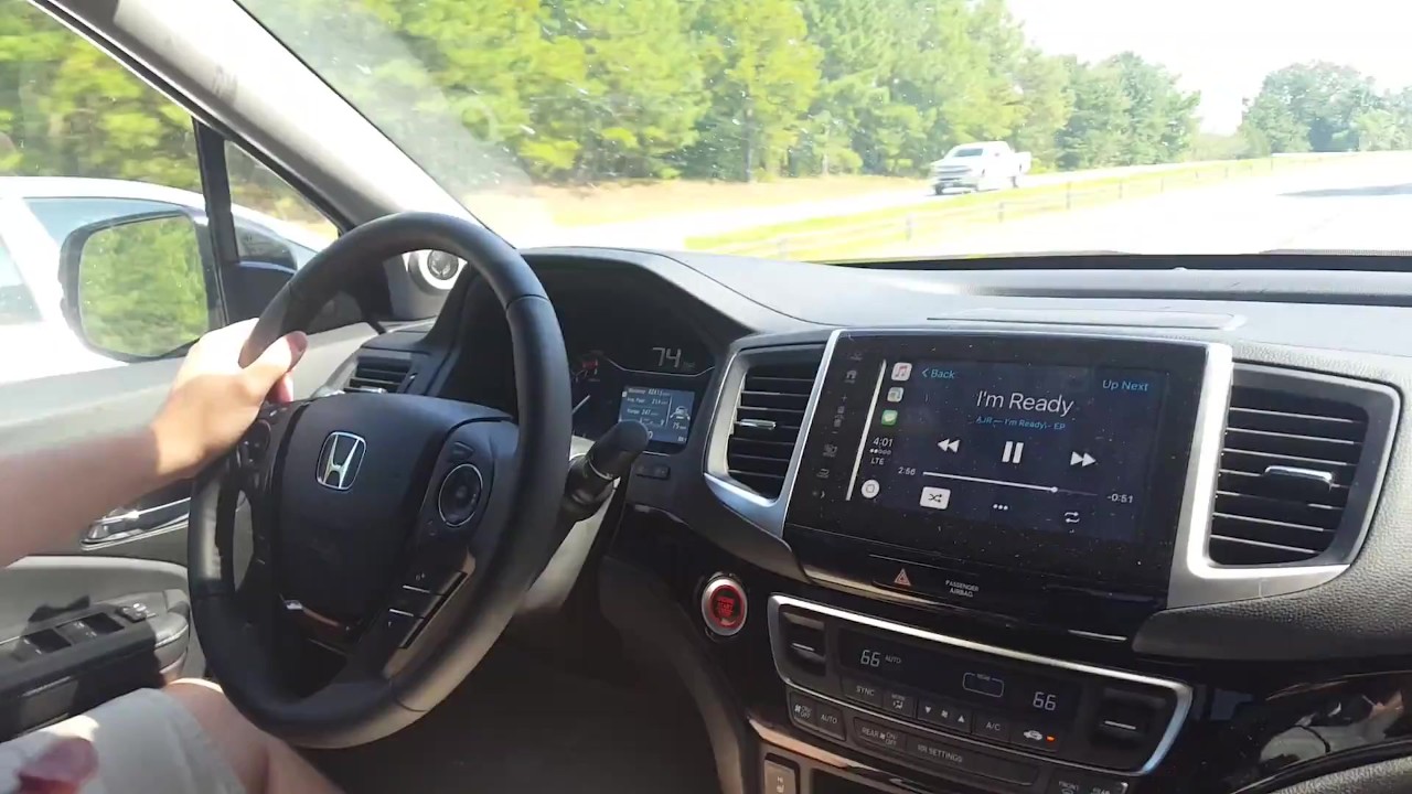 Gay Driver Gets Blowjob and Handjob