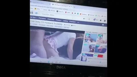 Solo Guy Masturbates to Gay Cock
