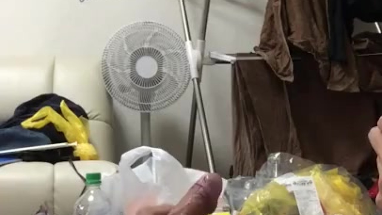 Japanese Guy Masturbates in Daytime with Intense Cumshot
