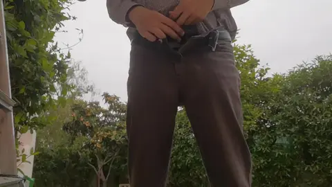 Guy Jerks Off Outdoors in Public