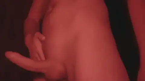Aesthetic Guy Shows Off His Body