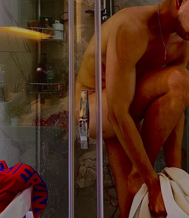 Guy Dries His Cock with Towel