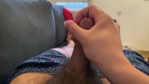 Israeli Guy Masturbates to Climax