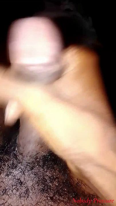 Black Amateur Strokes 19cm Cock in Bedroom