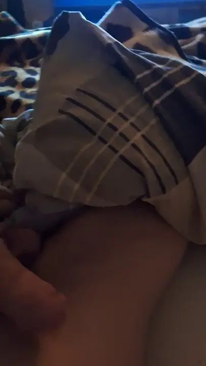 Solo Guy Masturbates His Hard Dick