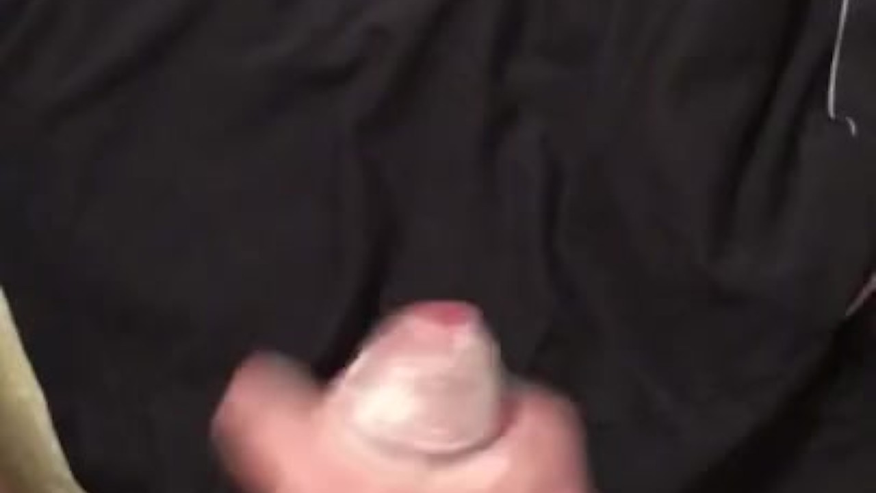 Multiple Cumshots in Gay Orgy Scene