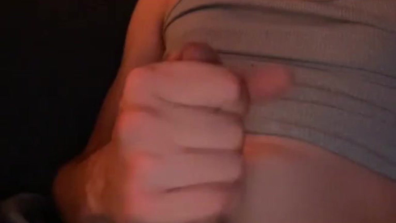 Solo Guy Masturbates to Orgasm