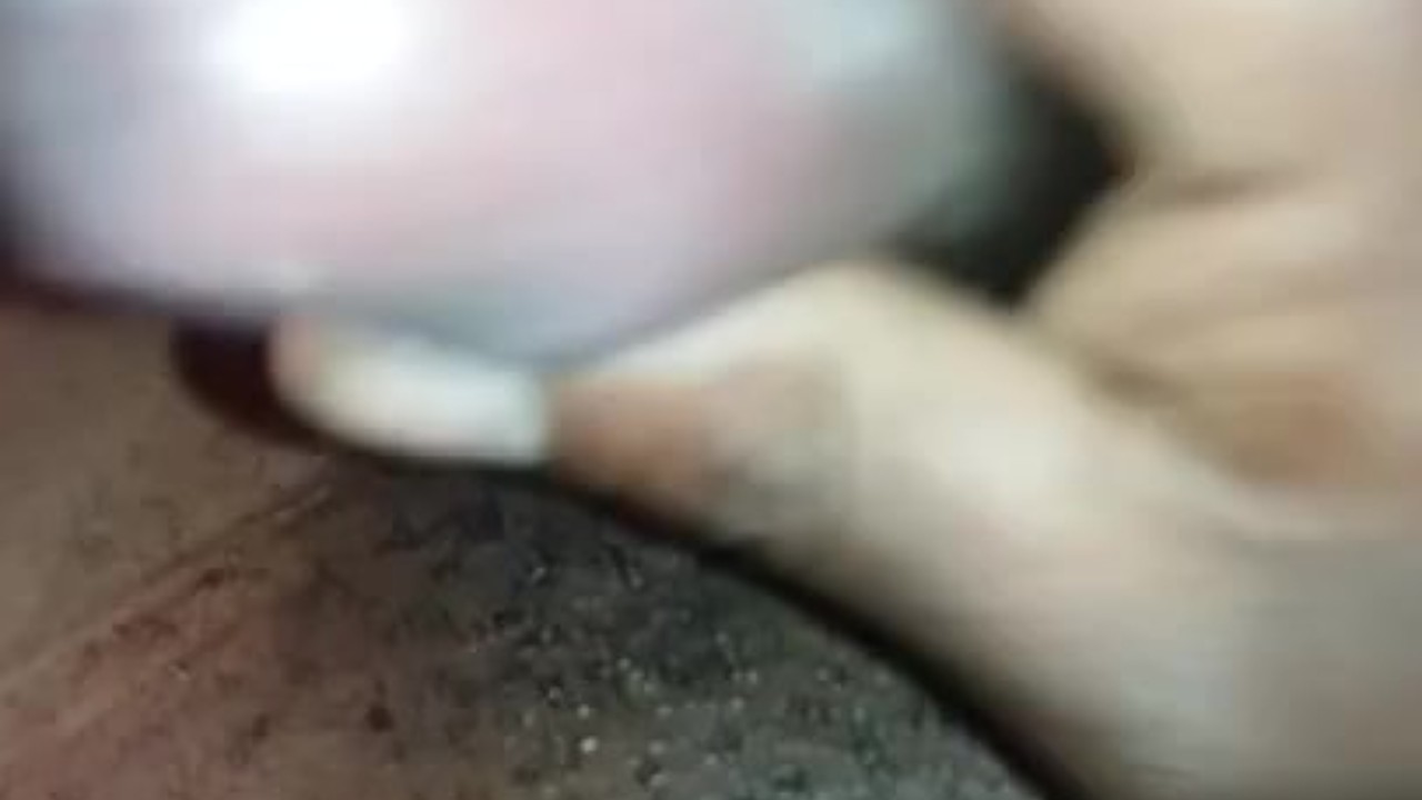 Morning Masturbation Session Ends in Quick Cumshot