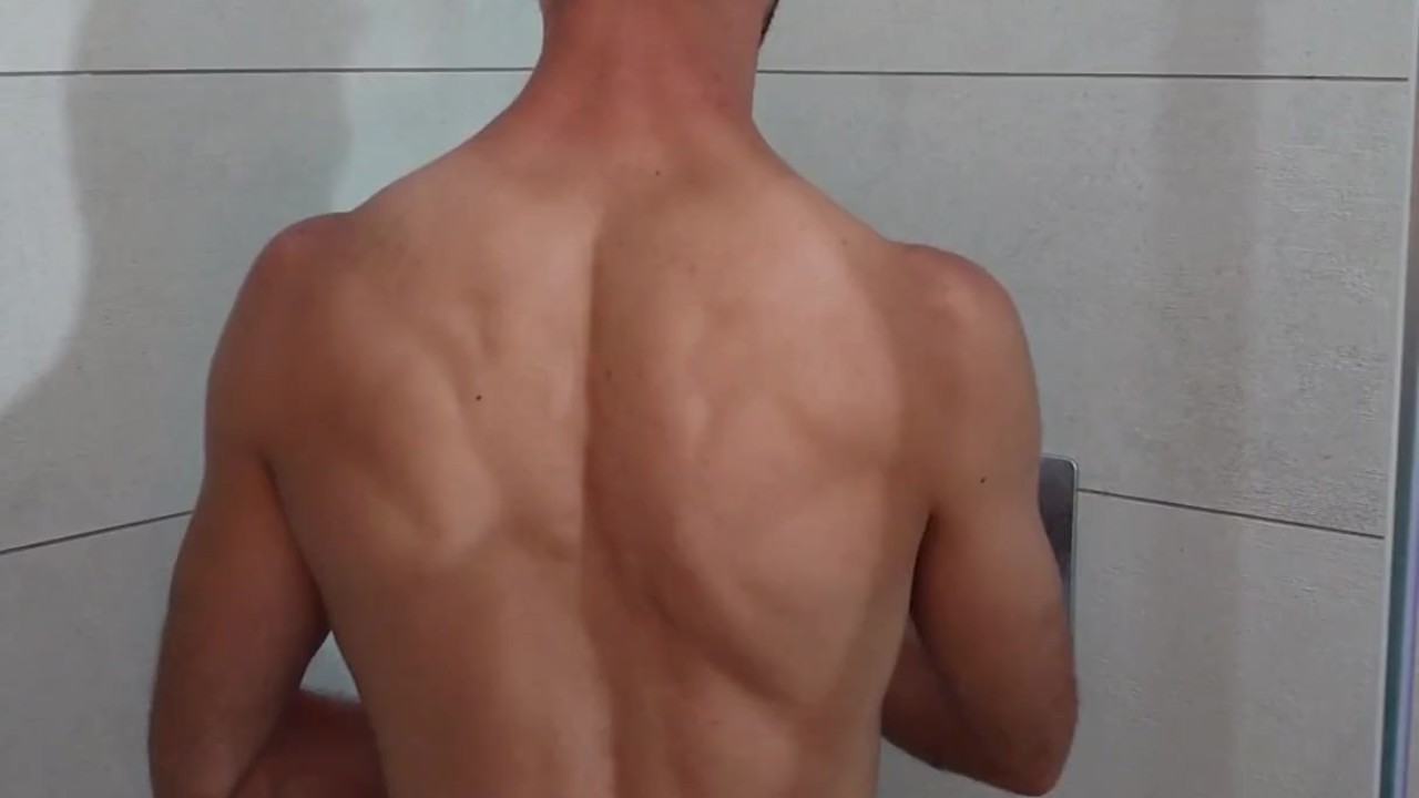 Guy Masturbates to Relax
