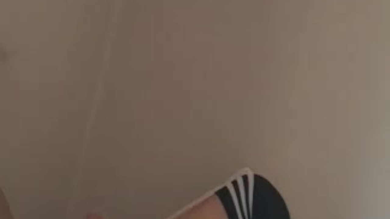 Solo Guy Masturbates to Orgasm