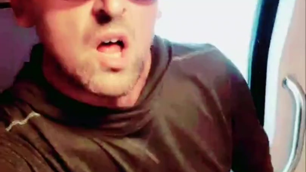 Slutboyben Gets Public Train Cumblast on CAM