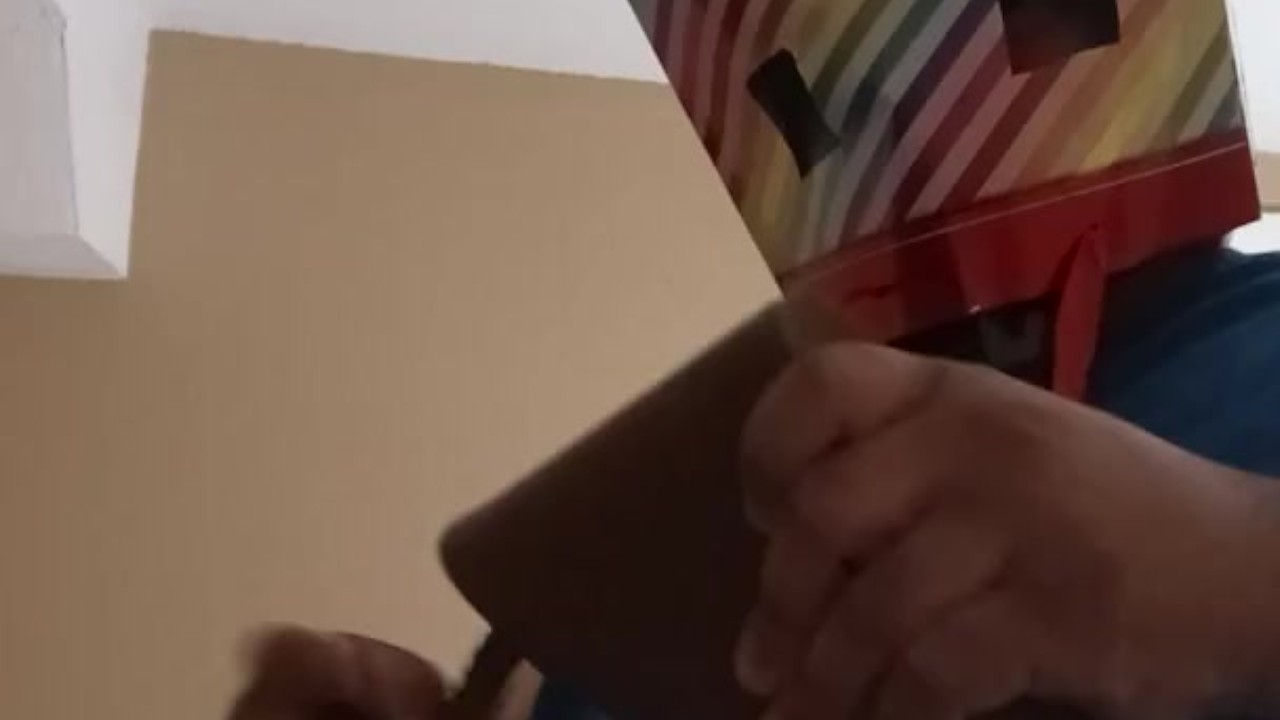 Guy Loses Sandals During Outdoor Gay Sex