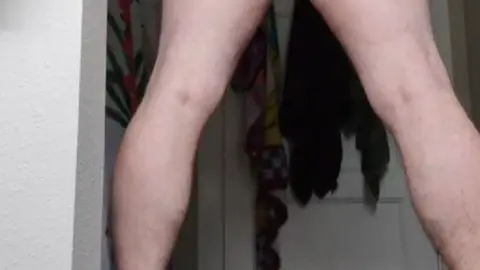 Twink Gives Blowjob, Premature Cumshot