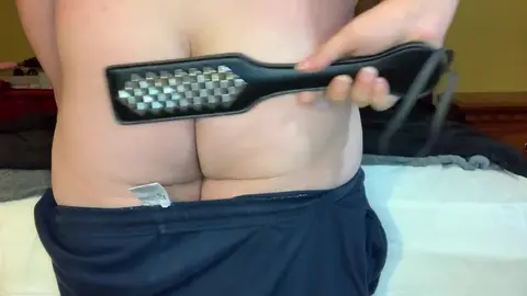 Daddy Gives Twink a Spanking with Dirty Talk