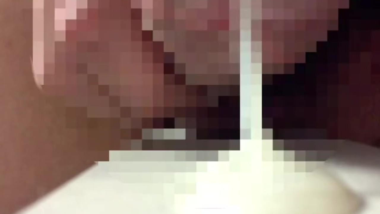 Guy Masturbates with Electric Toy, Cumming Hard