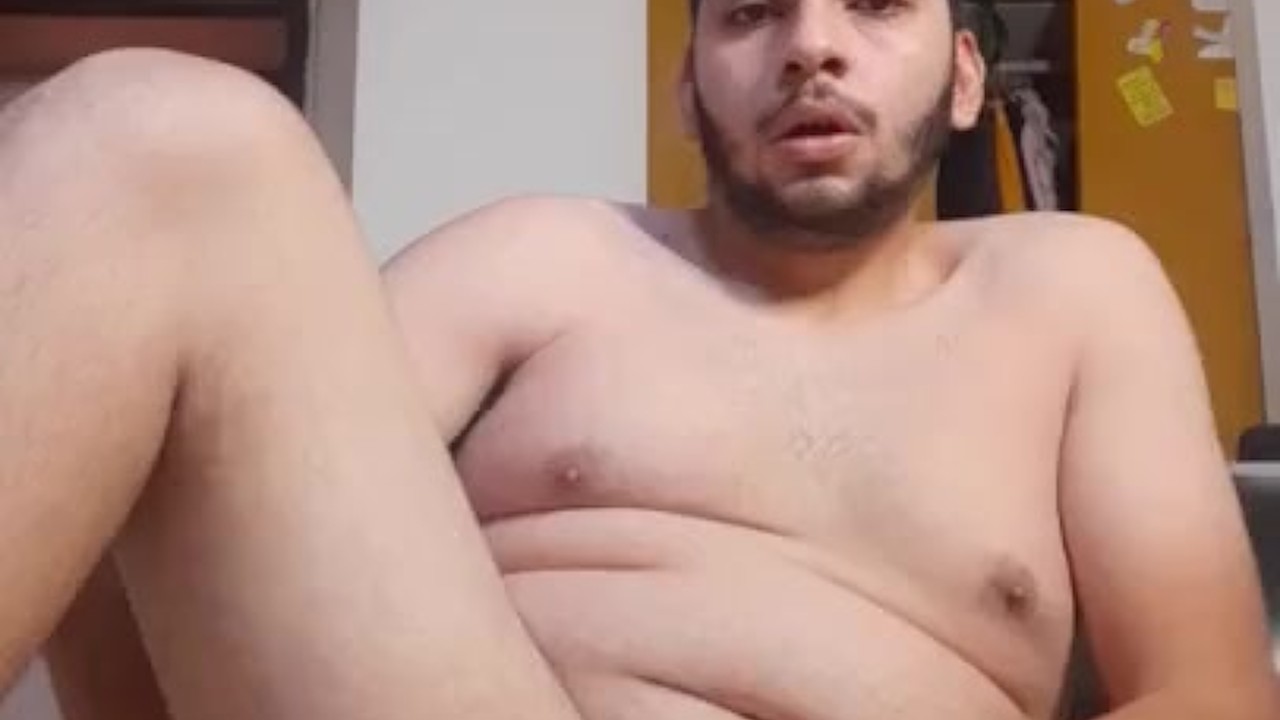 Horny Guy Waits for Your Messages