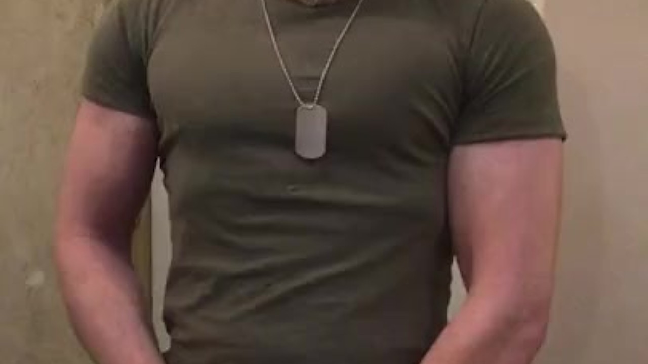 Muscular Army Guy Flexes and Cums