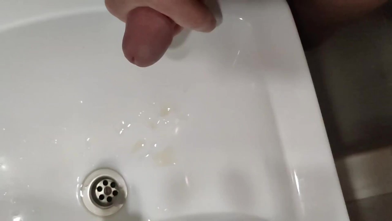 Guy Masturbates and Cums in Sink