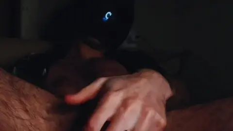 Mysterious Guy Exposes His Naked Body