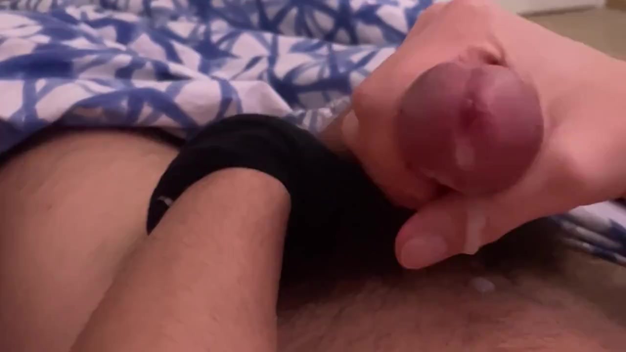 Guy Jerks Off Morning Erection Alone