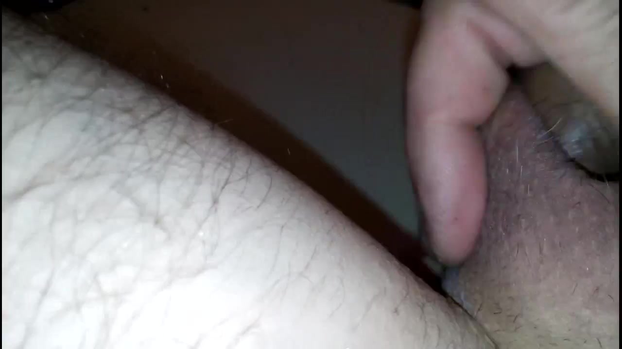 Solo Guy Masturbates to Cum