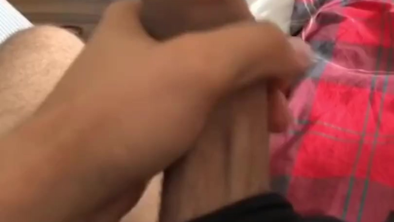 Young Guy Cums in Quick Solo Session