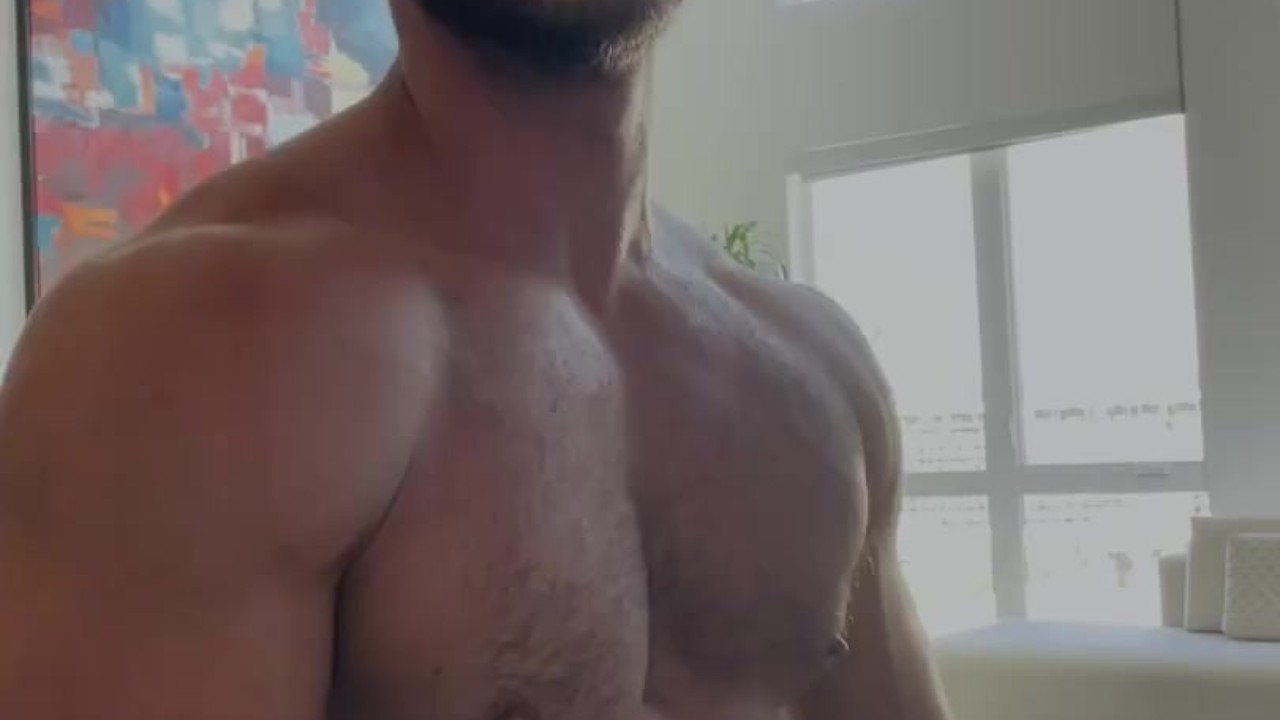 Fitness Freak KC Jaye Jerks Off