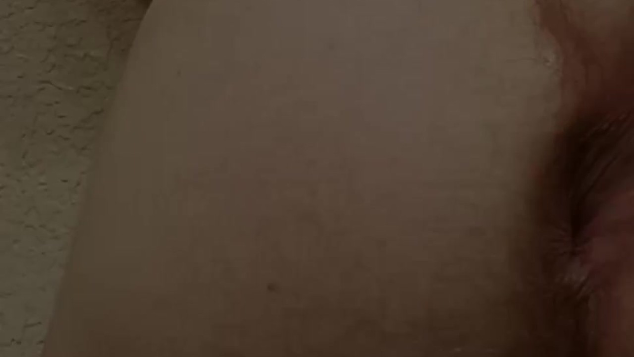 Bottom Begs for Extreme Anal Gaping